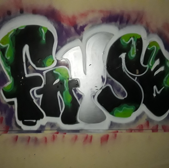 Meet your Posher, Chris - Picture 1 of 1